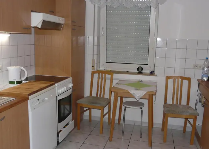 Апартаменты Wedemann 55543 Бад-Кройцнах